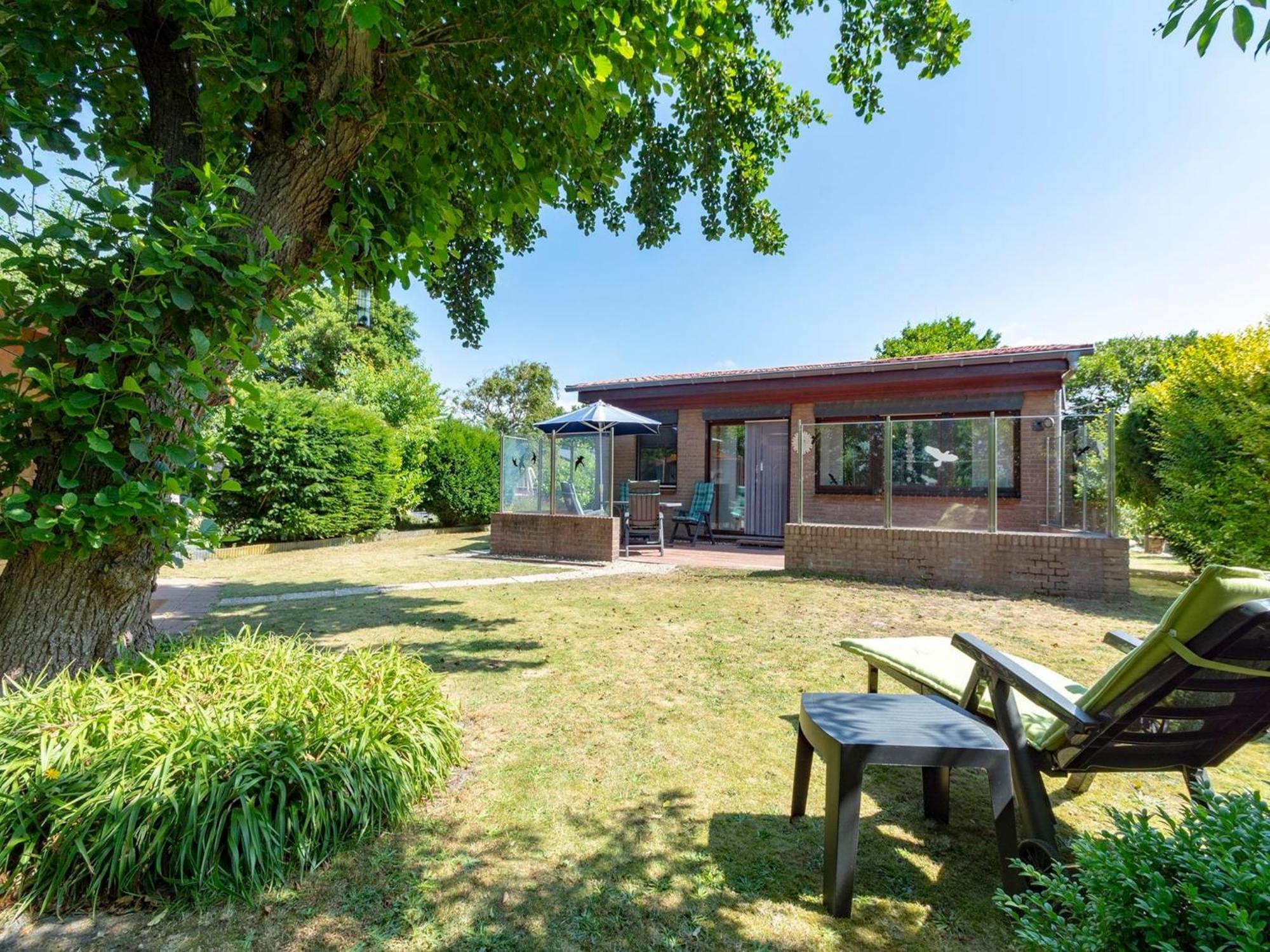 Cozy Bungalow With Garden Callantsoog Extérieur photo